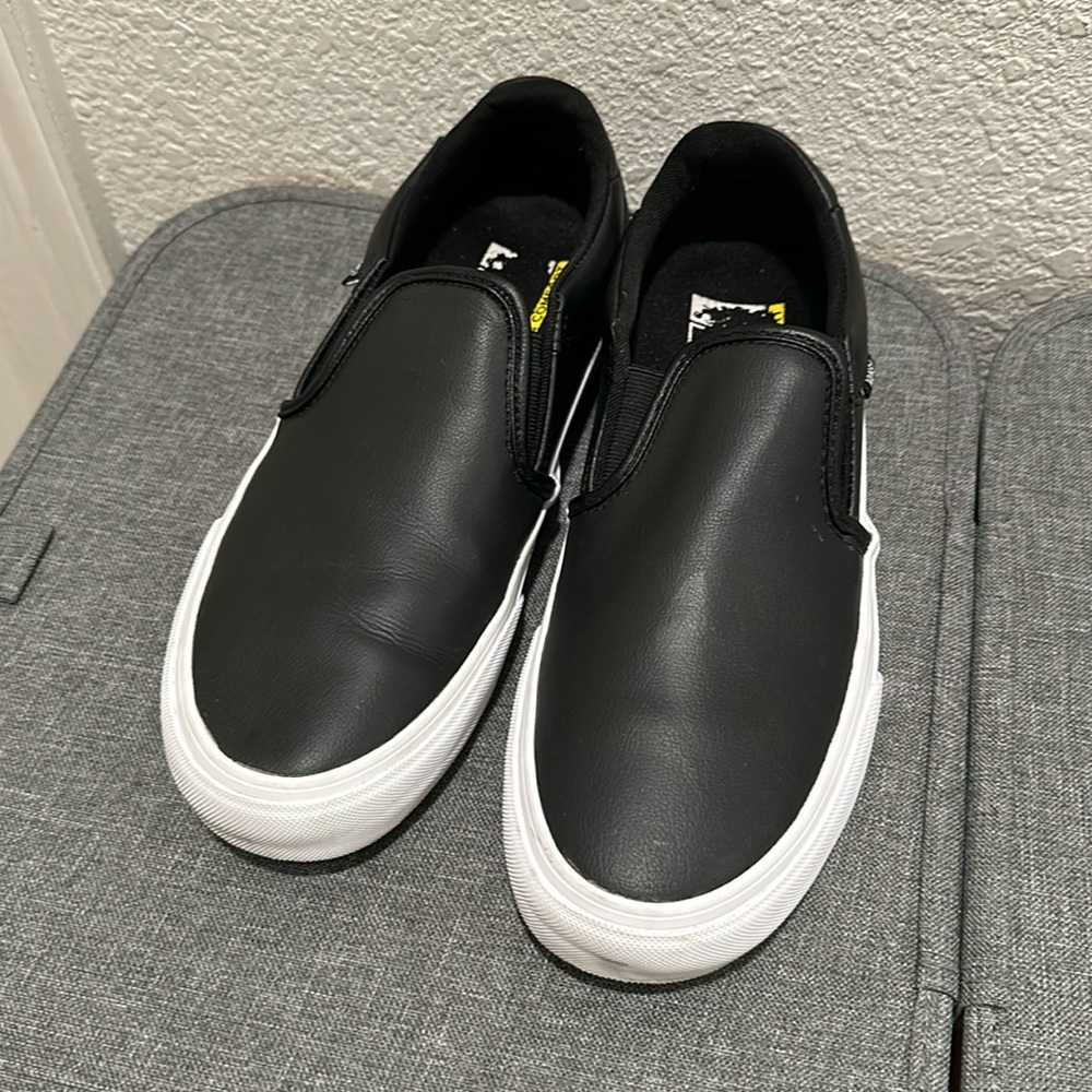 Vans Leather Asher Sneakers